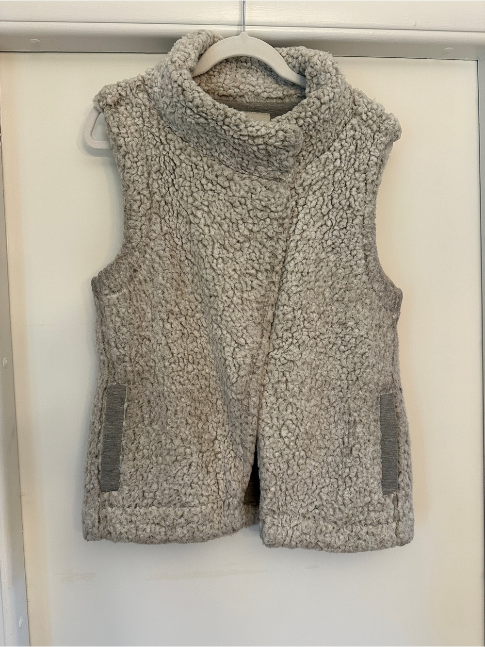 dylan Light Gray Sherpa Vest for Kids - Sleeveless Cozy Jacket